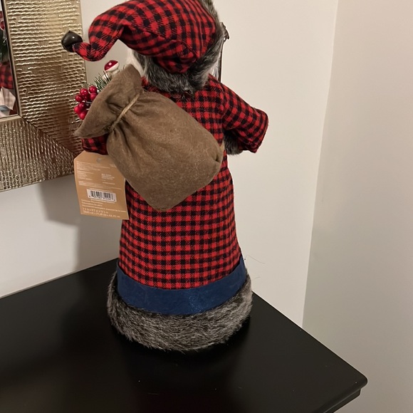 Allen & Roth 17.5in Tall Santa - Picture 8 of 11